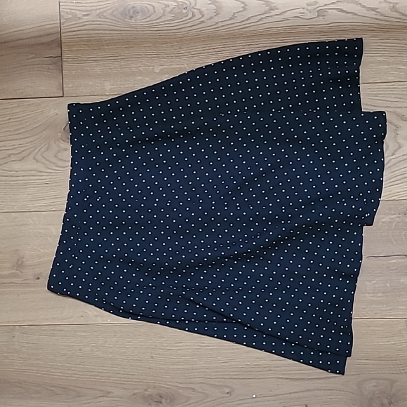Knee length Polka dot skirt - Picture 1 of 1